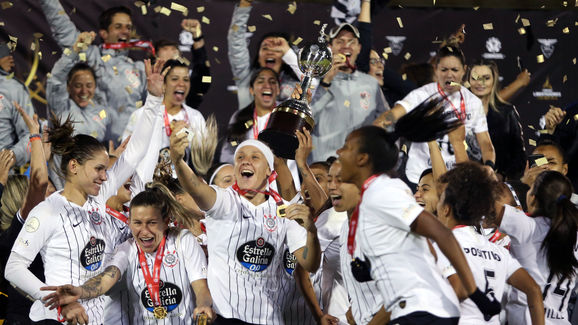 FBL-LIBERTADORES-FERROVIARIA-CORINTHIANS