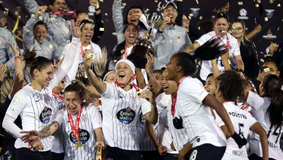 Campeão em campo, time feminino do Corinthians ganha novo patrocinador - 1