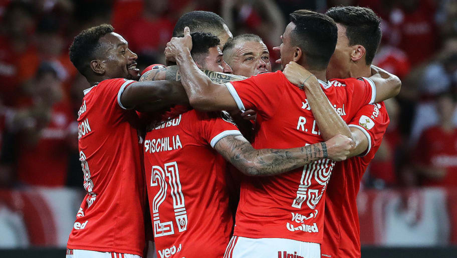 Coudet abre o jogo e revela planos para o Grenal; meia vira dúvida e já tem substituto encaminhado - 1