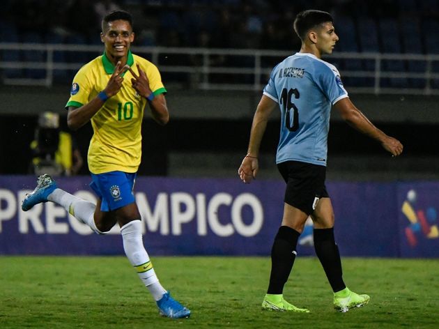 OLY-FBL-U23-BRA-URU