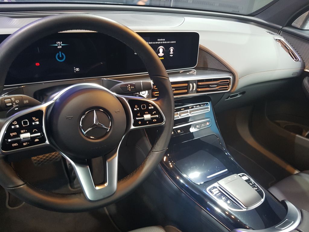 Mercedes anuncia seu primeiro SUV 100% elétrico; Canaltech viu de perto - 4