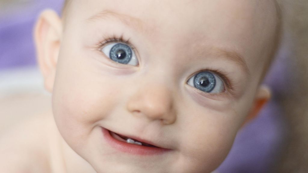Nasce o primeiro bebê após óvulo amadurecido ter sido congelado por cinco anos - 2