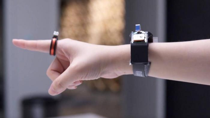 Pesquisadores criam sensor de momento com pulseira inteligente - 1