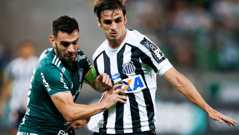 Santos negocia rescisão com Bryan Ruiz; jogador pede quantia milionária - 1