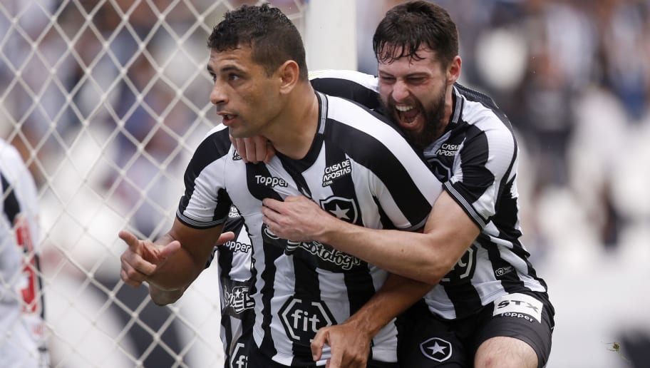 Se contentar apenas com Diego Souza é muito pouco para as ambições do Grêmio - 1