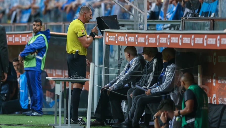 VAR passará por teste inédito no continente em jogo da Supercopa do Brasil - 1