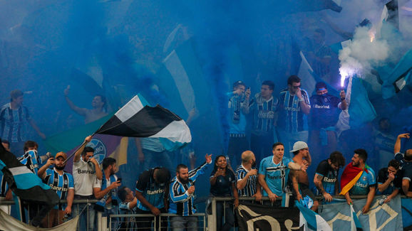 Gremio v Lanus - Copa Bridgestone Libertadores 2017 Final