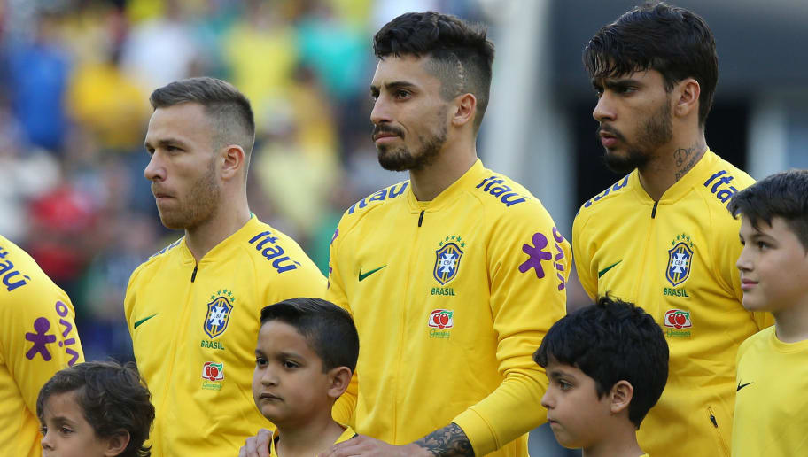 Barça pensa em reforços para a próxima temporada; brasileiro está na mira - 1