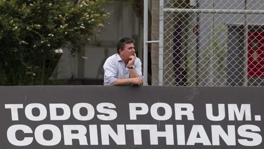 De quem é a culpa da crise do Corinthians? - 1