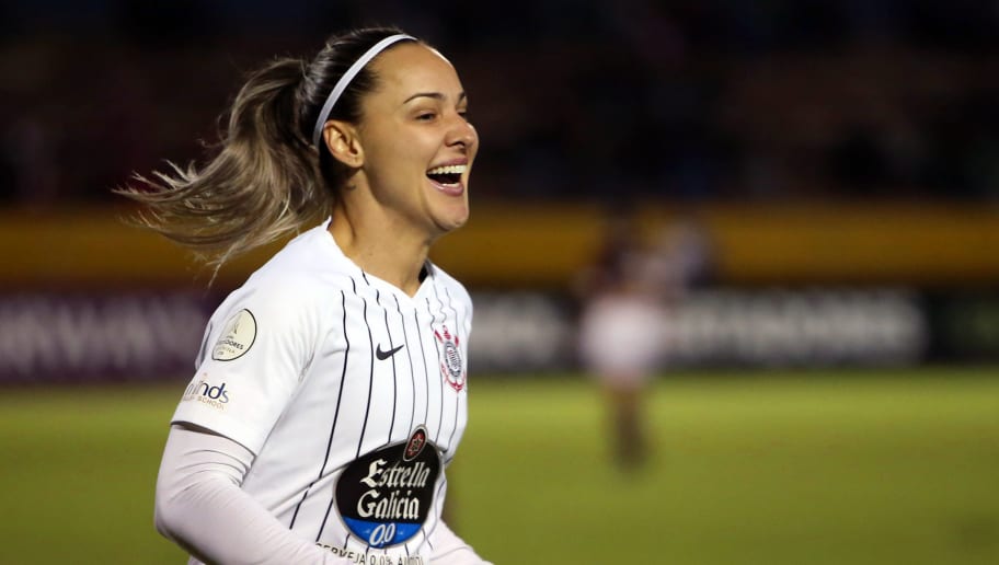 Destaque mundial! Corinthians Feminino estampa revista francesa por marca histórica - 1