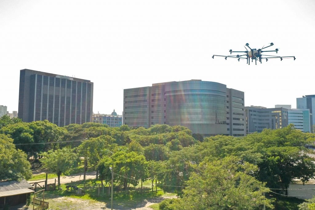 Porto Alegre começa a testar pulverização via drone para prevenção da COVID-19 - 2
