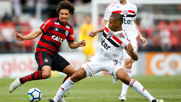 Willian Arao,Bruno Alves