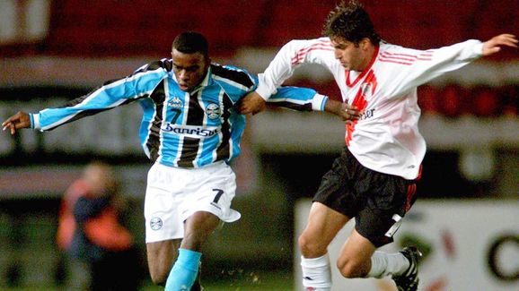 SOC-LIBERTADORES-RIVER-GREMIO