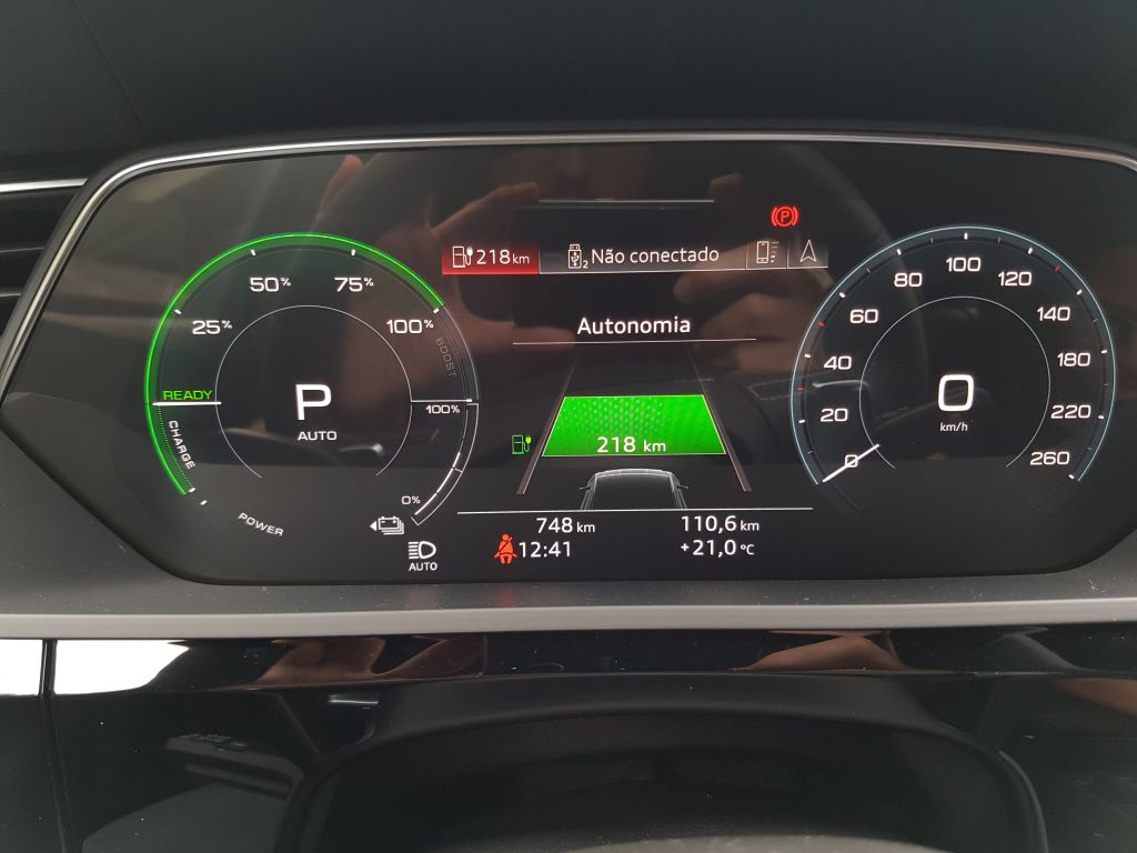 Audi e-Tron: passamos um dia com o primeiro SUV 100% elétrico da marca - 6
