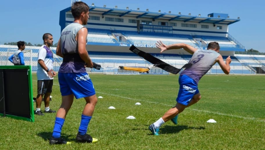 Clube retoma treinamentos no Sul e é cobrado imediatamente por federação - 1