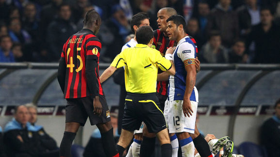 Cuneyt Cakir,Mario Balotelli,Hulk