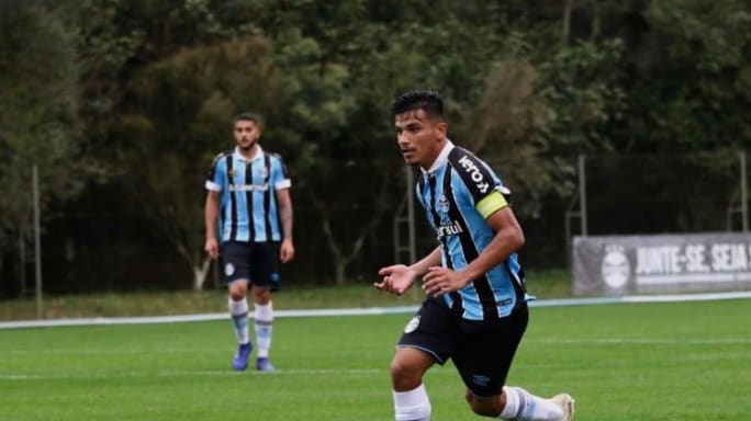5 alternativas para o Grêmio repor a perda precoce do lateral-esquerdo Caio Henrique - 6