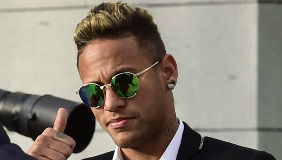 Decisão desfavorável de corte suíça obriga Santos a gastar dinheiro com advogados de Neymar - 1