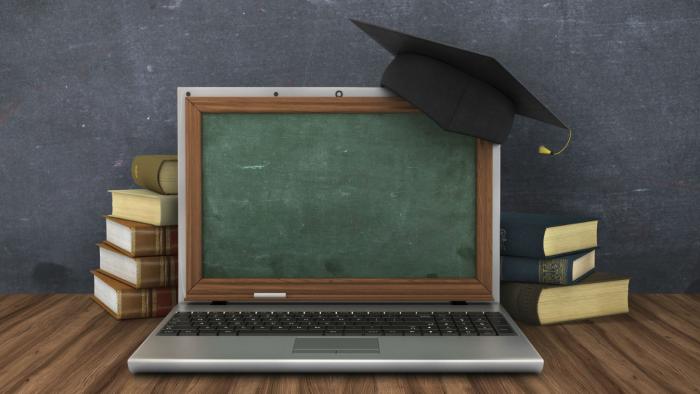 Projeto de lei prevê internet e computadores para escolas com recursos do Fistel - 1