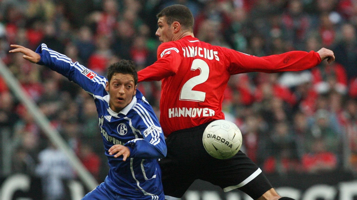6 jogadores que já defenderam o Schalke 04, e você provavelmente não se lembra - 4