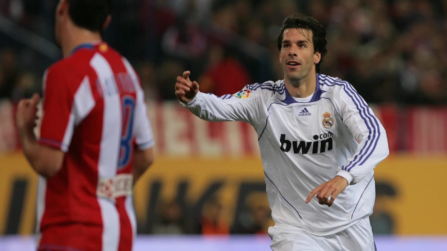 7 atacantes lendários que não chegaram aos 400 gols, marca atingida por Fred - 3