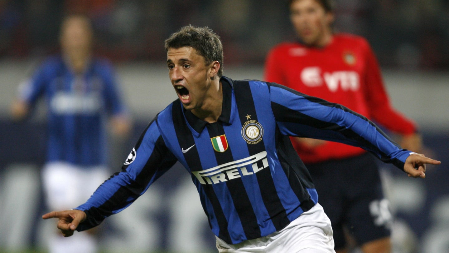 7 atacantes lendários que não chegaram aos 400 gols, marca atingida por Fred - 4