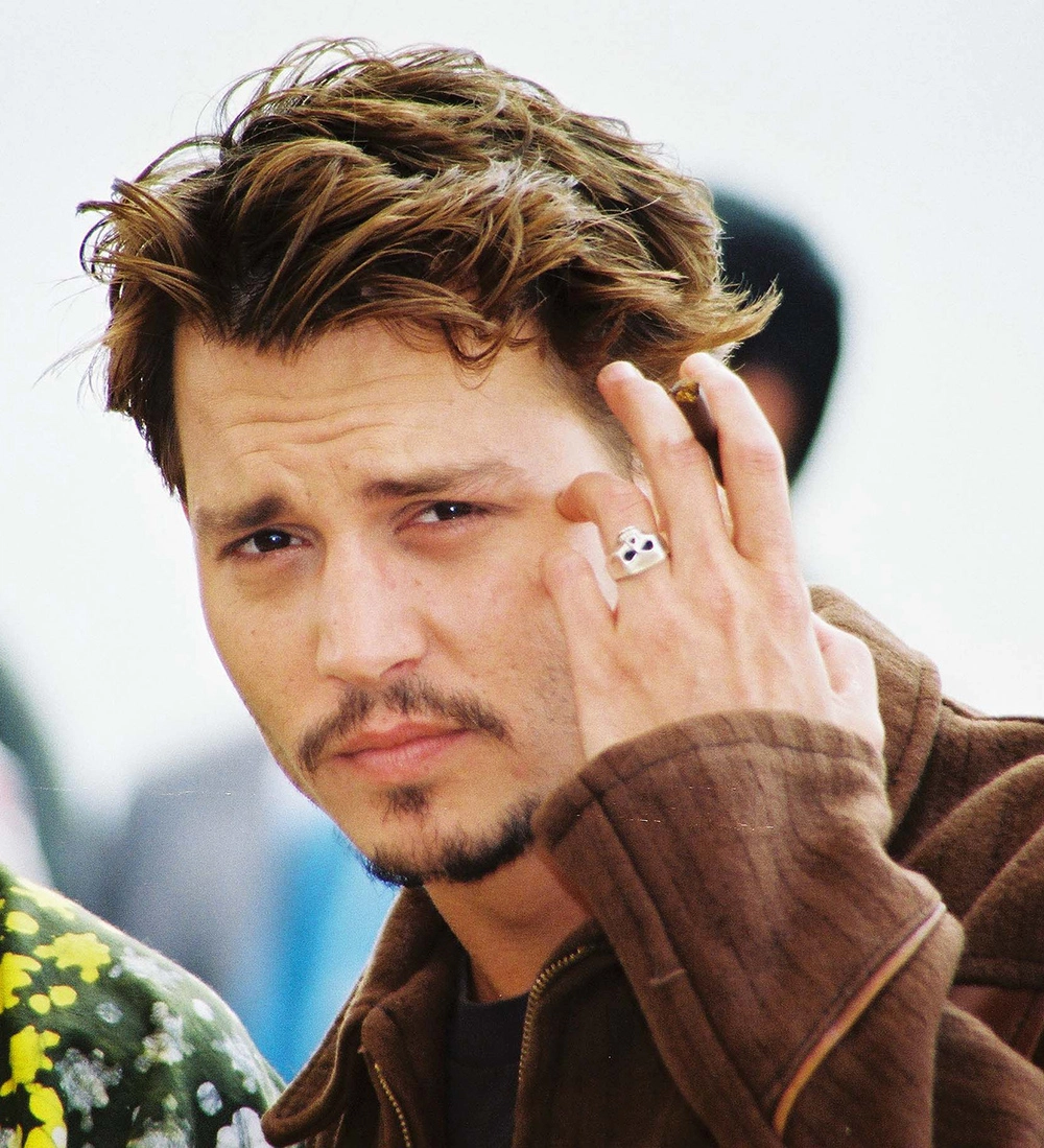 Antes e depois de Johnny Depp é de cair o queixo - 12