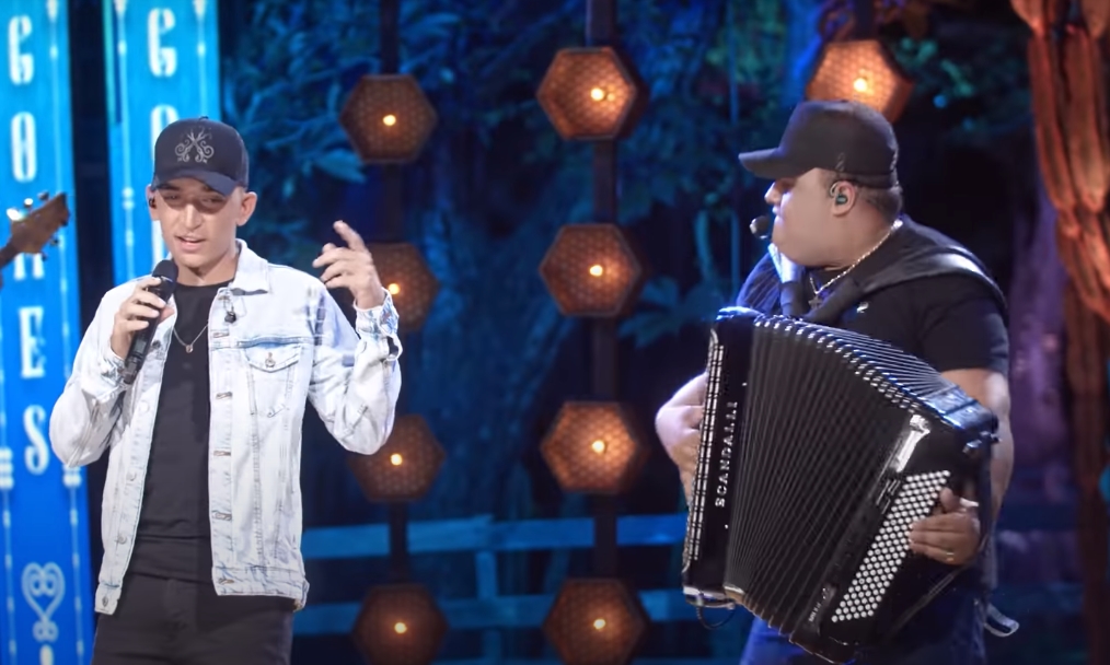 Assista ao vídeo de 'Aquelas coisas', com João Gomes e Tarcísio do acordeon - 2