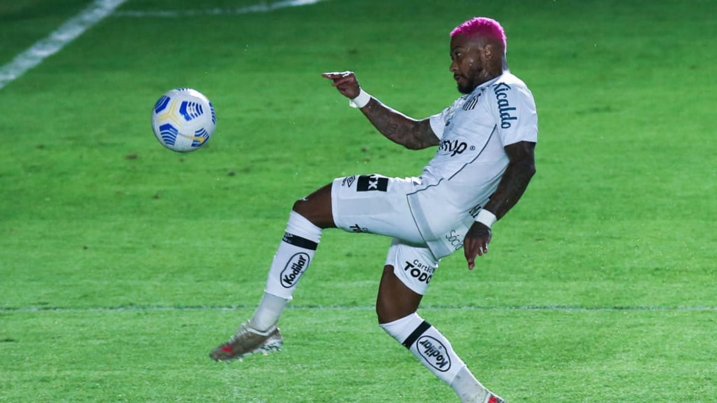 Auxiliar do Santos pede paciência ao falar sobre lesão de Marinho - veja declaração - 1