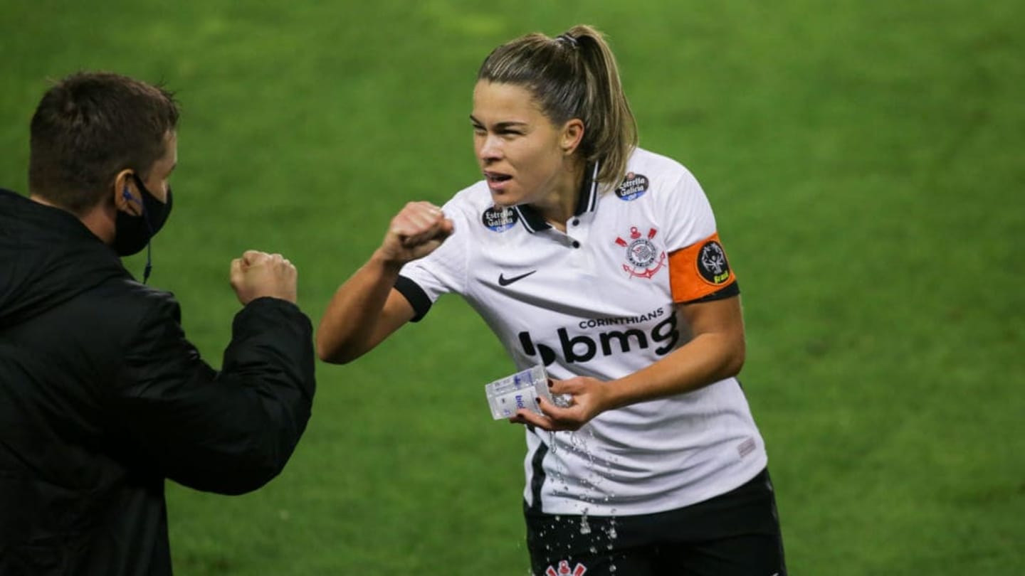 Tamires, a craque que joga em todas e inspira novas gerações - 1