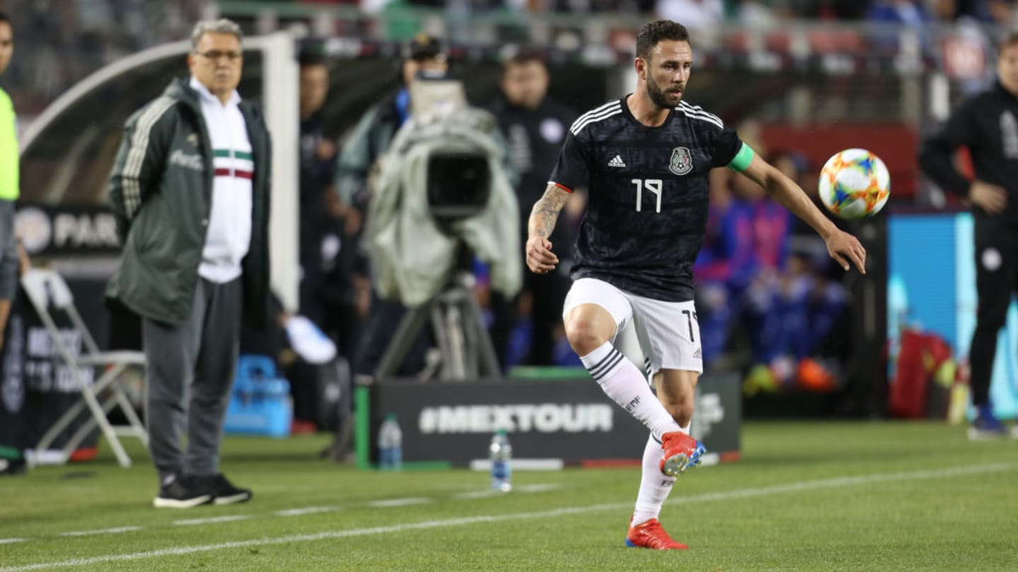 FIFA 22: como completar o Objetivo 'Estrelas de Prata' de Miguel Layún - 1