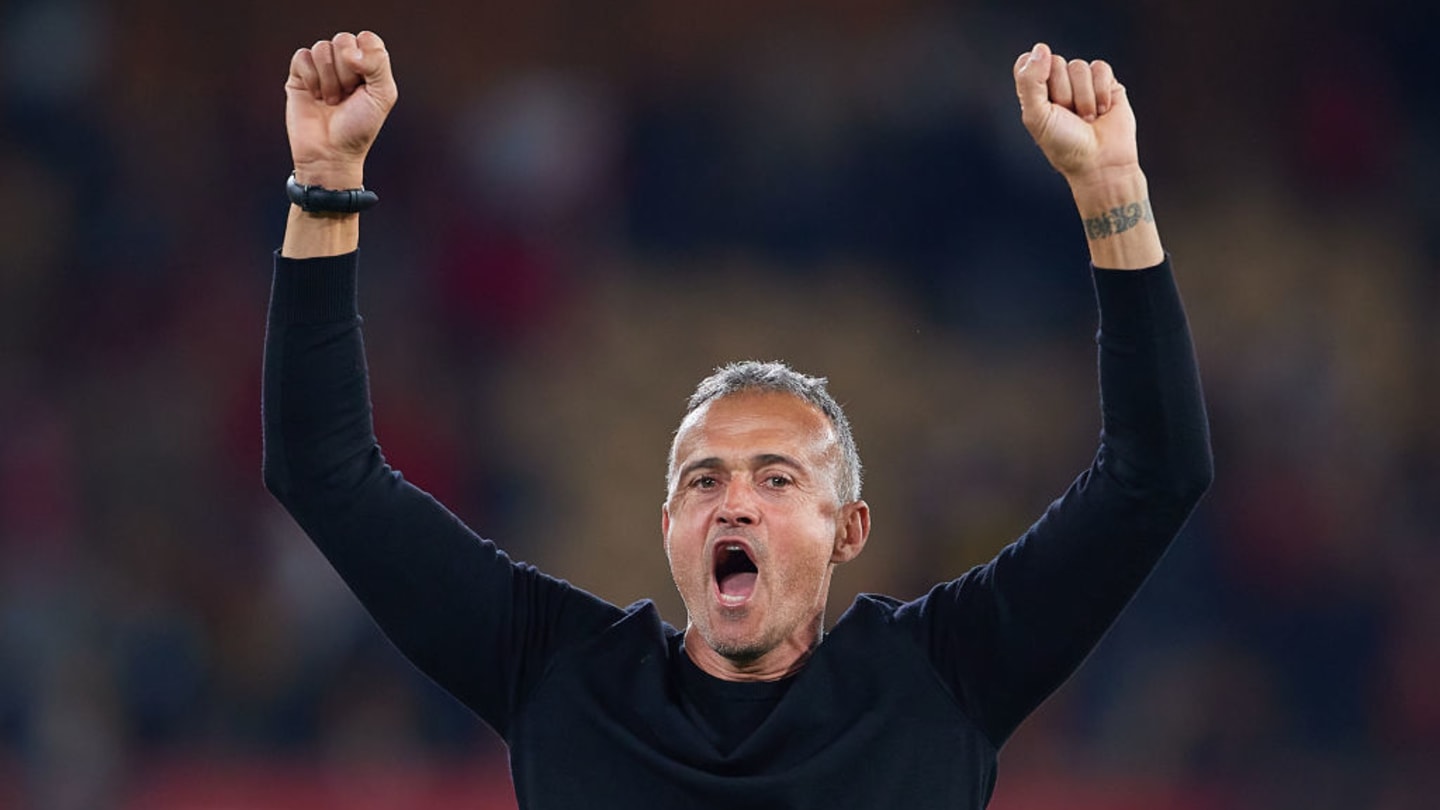 6 ex-jogadores do Barcelona que hoje são técnicos - 3