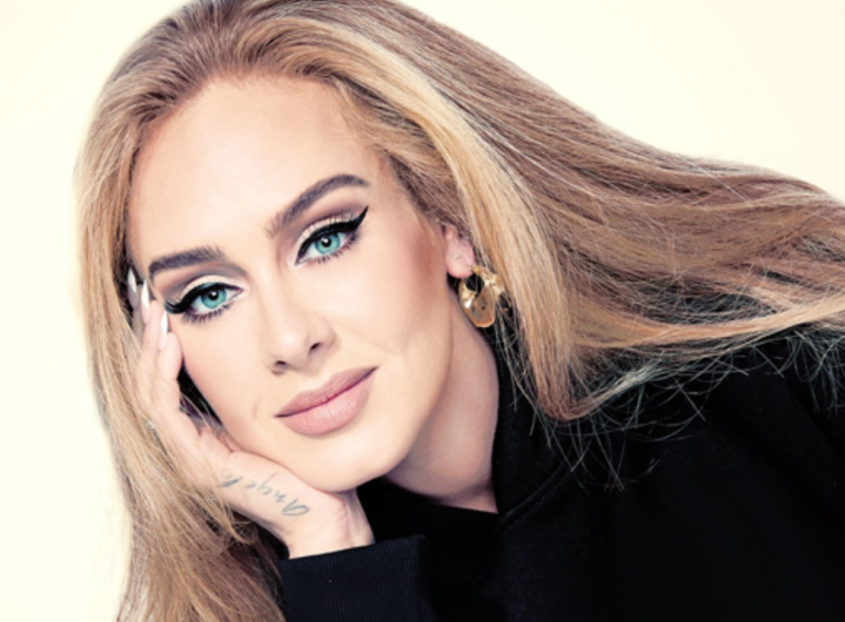Adele é número 1 no Reino Unido e bate recorde impressionante - 1