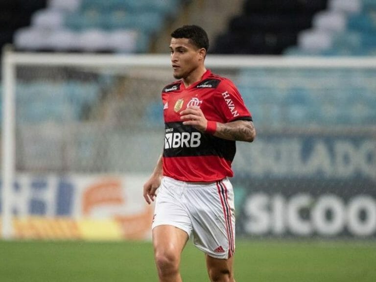 João Gomes, jogador do Flamengo, mostra parte íntima sem querer e foto viraliza na web - 1