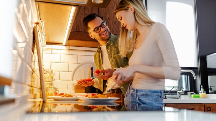 6 hábitos comuns na cozinha que podem colocar a sua saúde em risco - 1