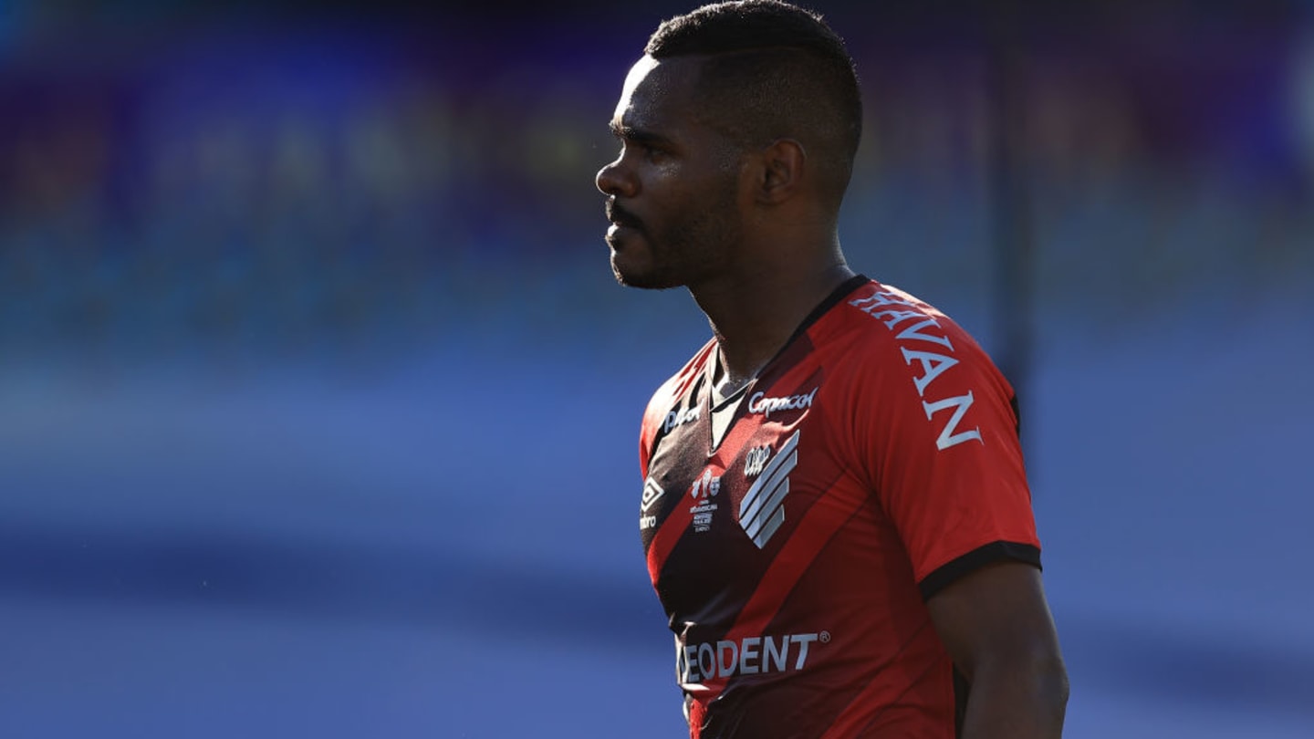 Últimas notícias do mercado de transferências do Athletico Paranaense: Nikão, Bryan Garcia e mais - 1