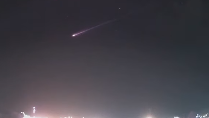 Antigo satélite soviético cruza o céu do Sul brasileiro como bola de fogo - 1