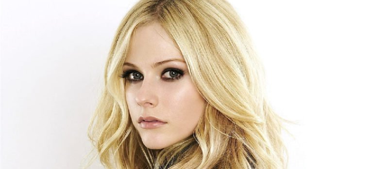 Avril Lavigne deixa fãs entusiasmados ao falar sobre novo single - 1