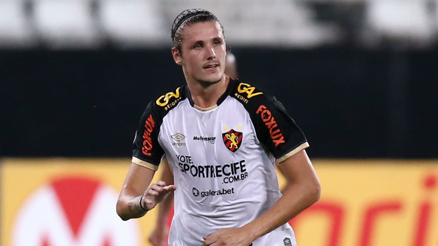 Perdeu? Viajou? Veja as contratações que movimentaram o fim de ano pelo Brasil - 2