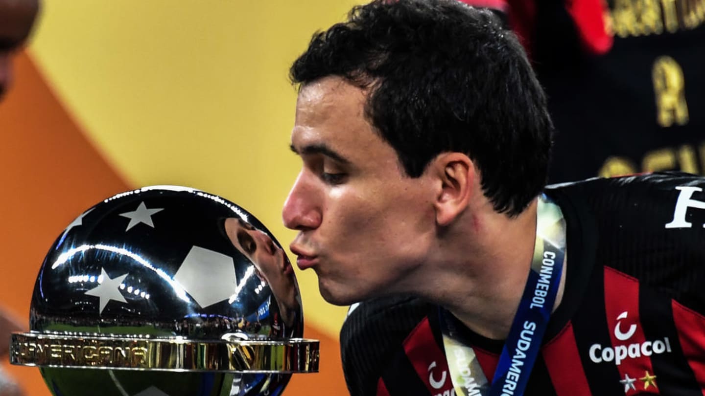 Presidente do São Paulo confirma acordo e dá detalhes sobre a rescisão de centroavante Pablo - 1