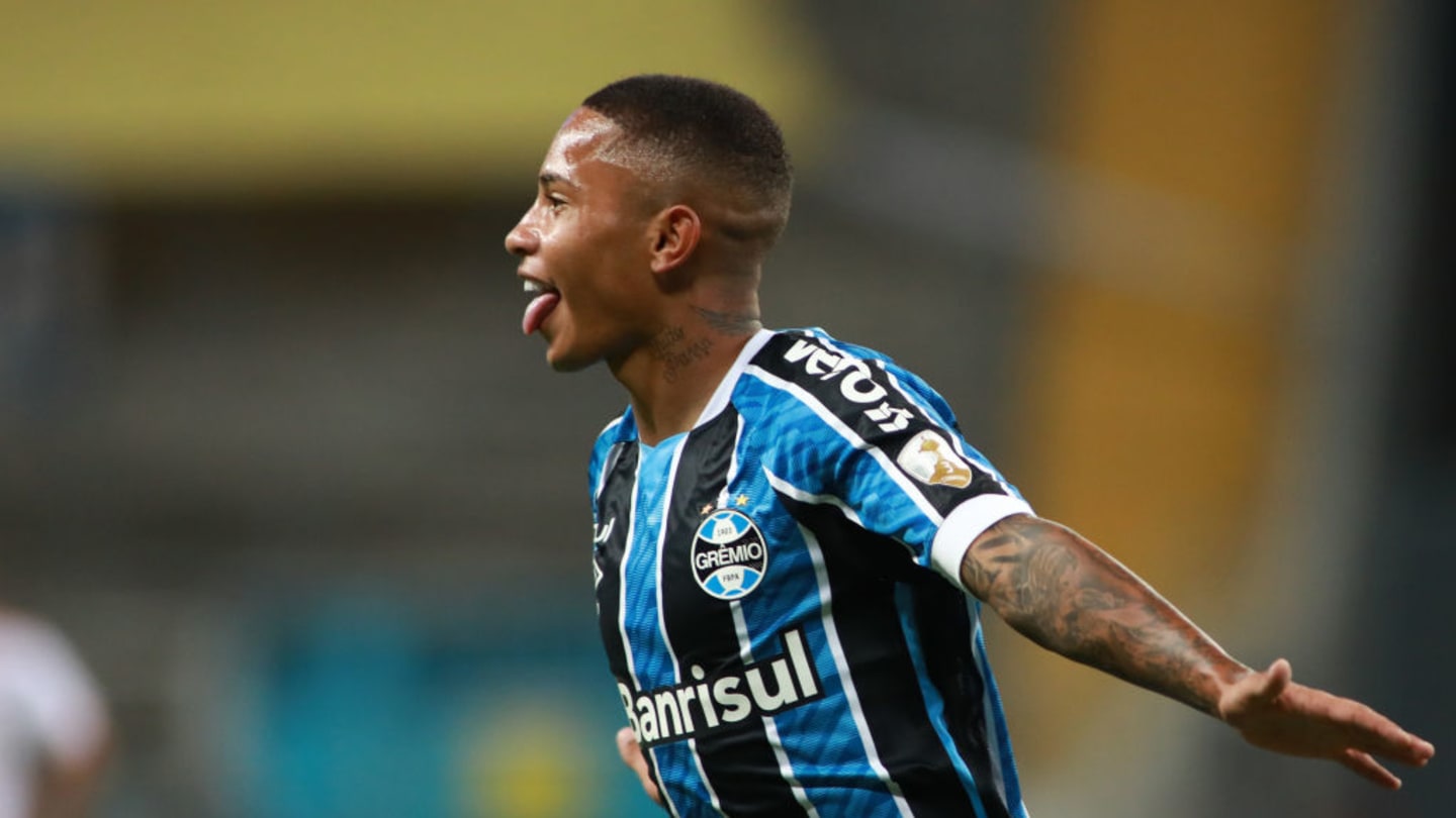 Quais jogadores que estiveram na decisão da Copa do Brasil, há quase um ano, seguem no Grêmio? - 7