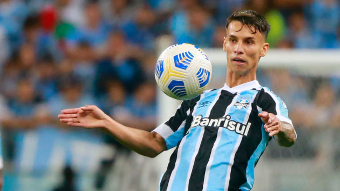 Quais jogadores que estiveram na decisão da Copa do Brasil, há quase um ano, seguem no Grêmio? - 8