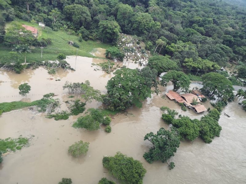 Xand Avião doa 100% do seu cachê de show para vítimas das chuvas na Bahia