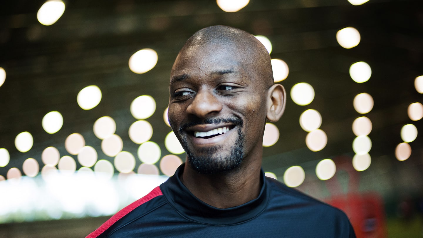 30 grandes talentos do futebol mundial que foram desperdiçados - 23