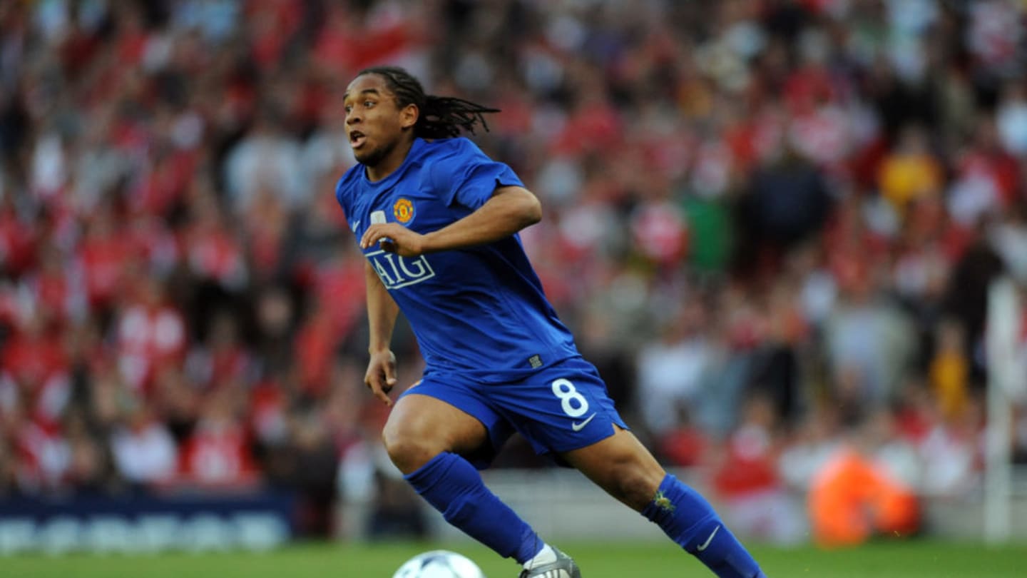 30 grandes talentos do futebol mundial que foram desperdiçados - 29