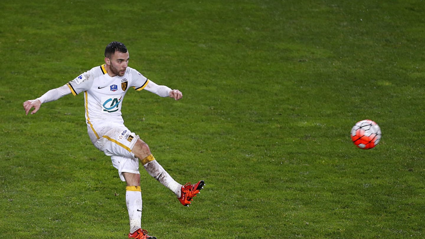 30 grandes talentos do futebol mundial que foram desperdiçados - 3