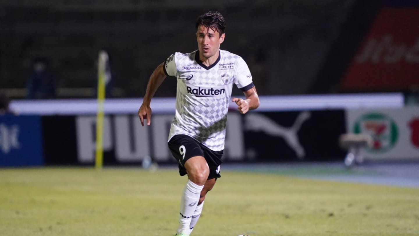 30 grandes talentos do futebol mundial que foram desperdiçados - 7