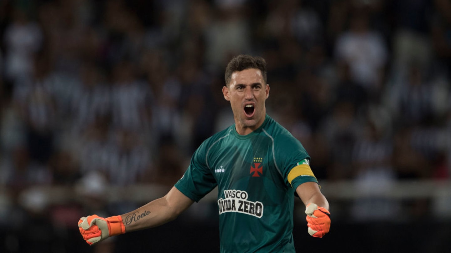 7 jogadores que assim como Nenê já fizeram 150 jogos pelo Vasco no Século XXI - 1