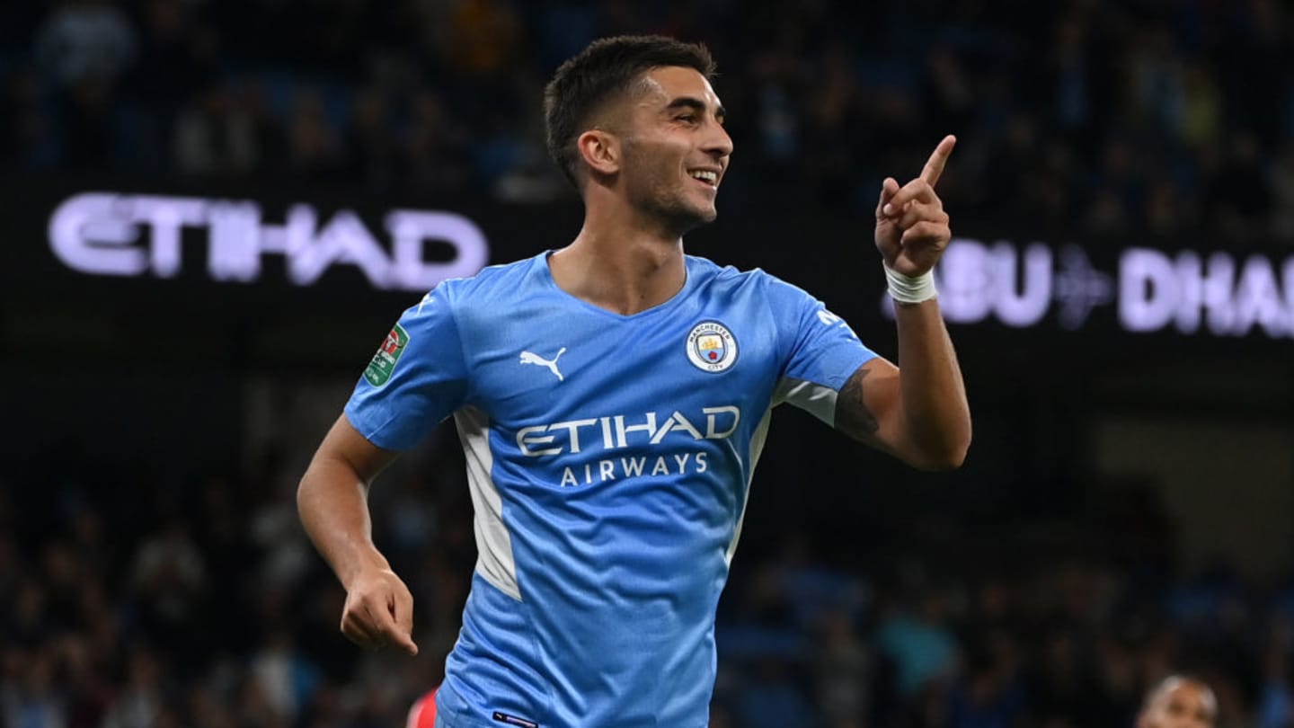 As 30 contratações de jogadores sub-20 mais caras da história - 10