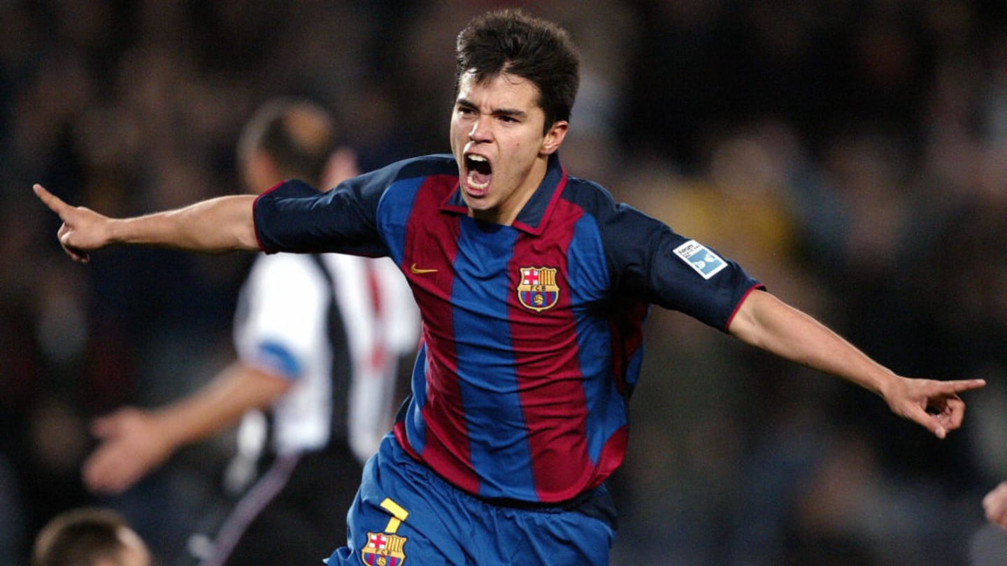 As 30 contratações de jogadores sub-20 mais caras da história - 16